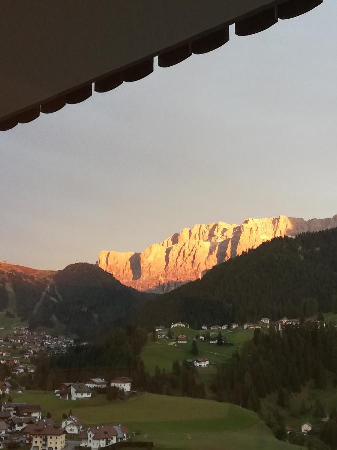 Pension Dolomieu Santa Cristina Val Gardena Exterior foto